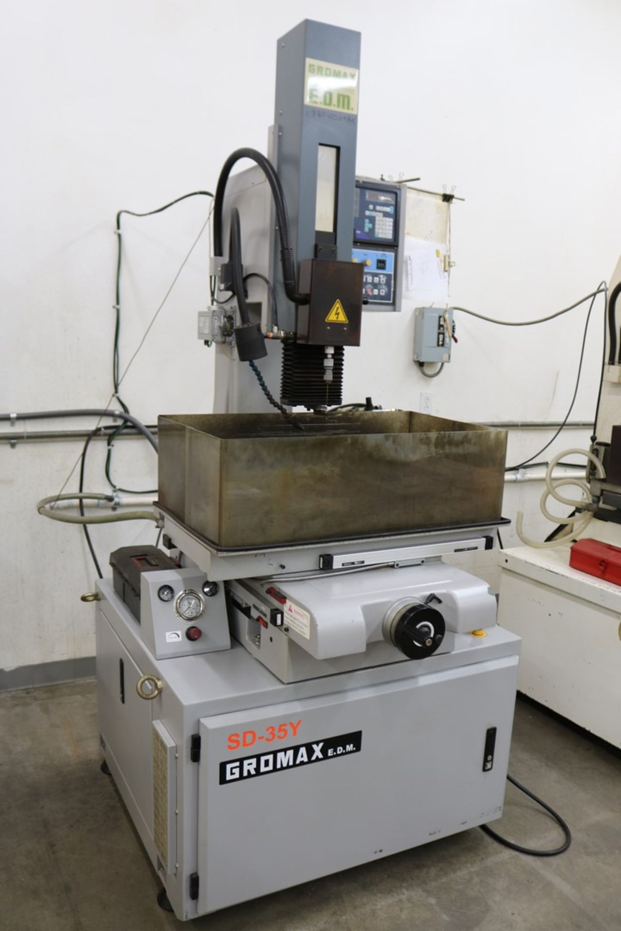 2015 Gromax SD-35Y EDM Wire, Includes Tool Kit, Consumables, Electrode Wire in Various Sizes and