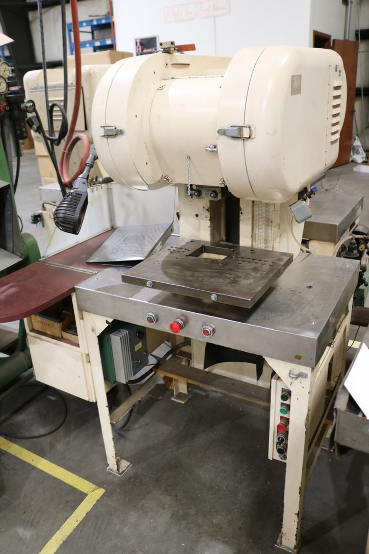 3.5 Ton Punch Press Full Table Set Up - Image 6 of 6