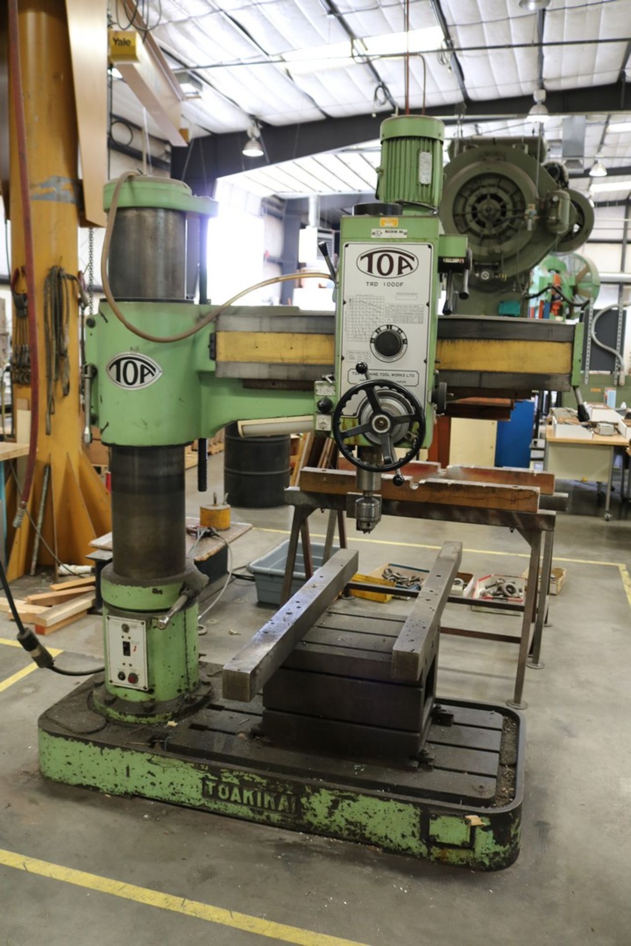 TOA Kikai Radial Arm Drill with Jacobs Ball Bearing Super Chuck, Machine # HCK-E1 includes T-Slot