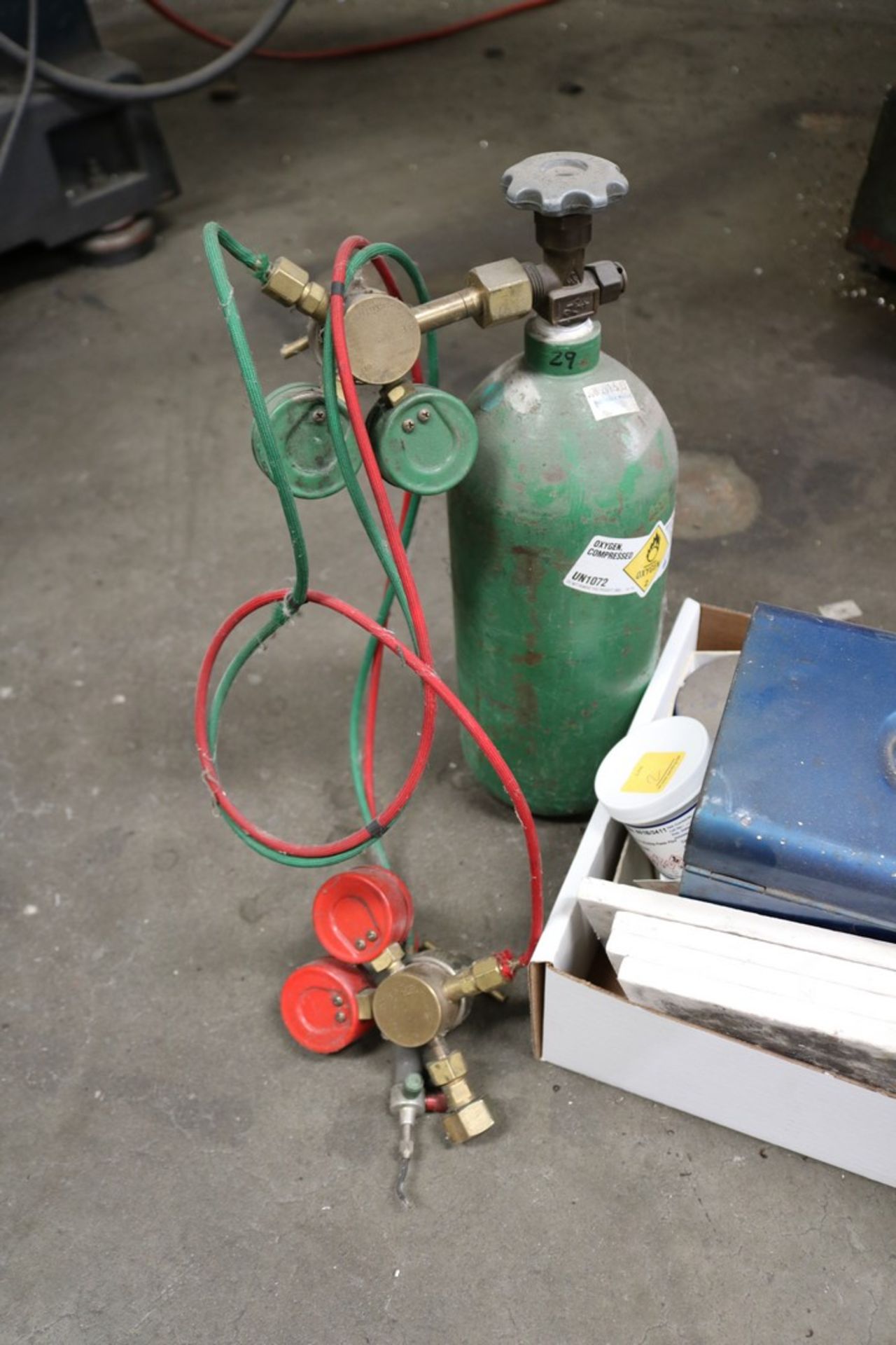 Heavy Duty Soder Unit with Compounds, Consumables, Acetylene and Oxygen Canister with Gages - Image 3 of 6