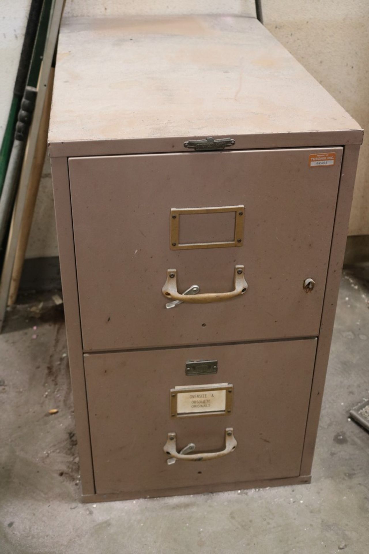 Filing Cabinet with Various Size Grinding Wheels for 6-18 Models