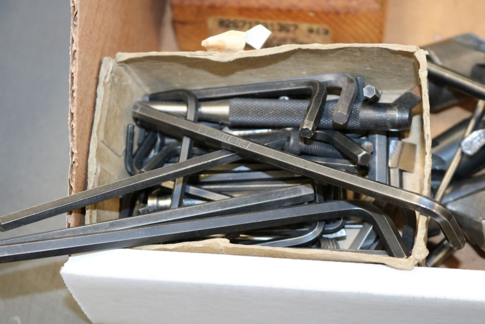 Box of Various Counter Sinks, Reamers, Punches and others - Image 4 of 4