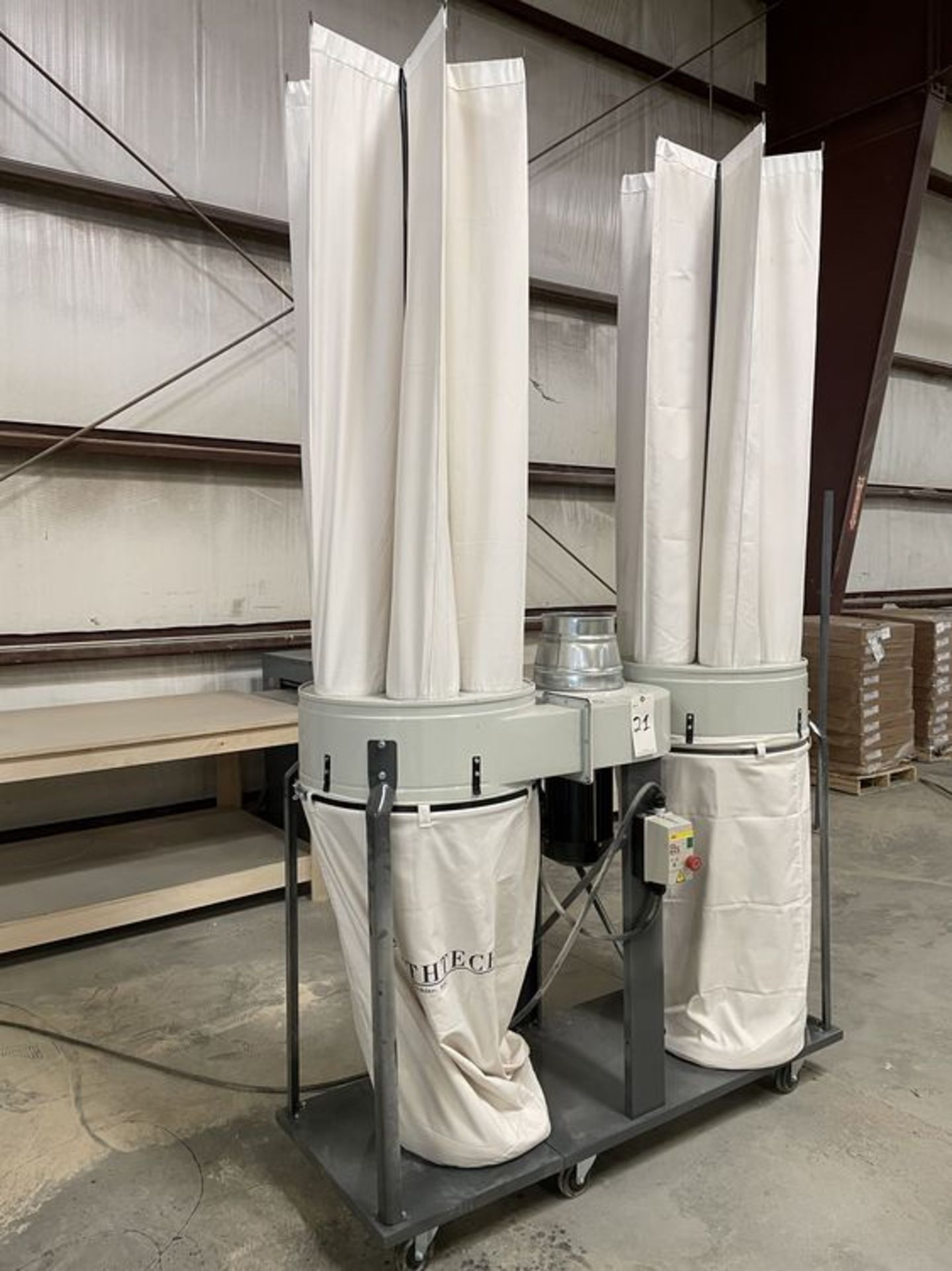 2018 Northtech NT-DC005-73 Dust Collector. SN 184602, Year 2018. Equipped with 7.5 HP motor, 4900 - Image 3 of 5