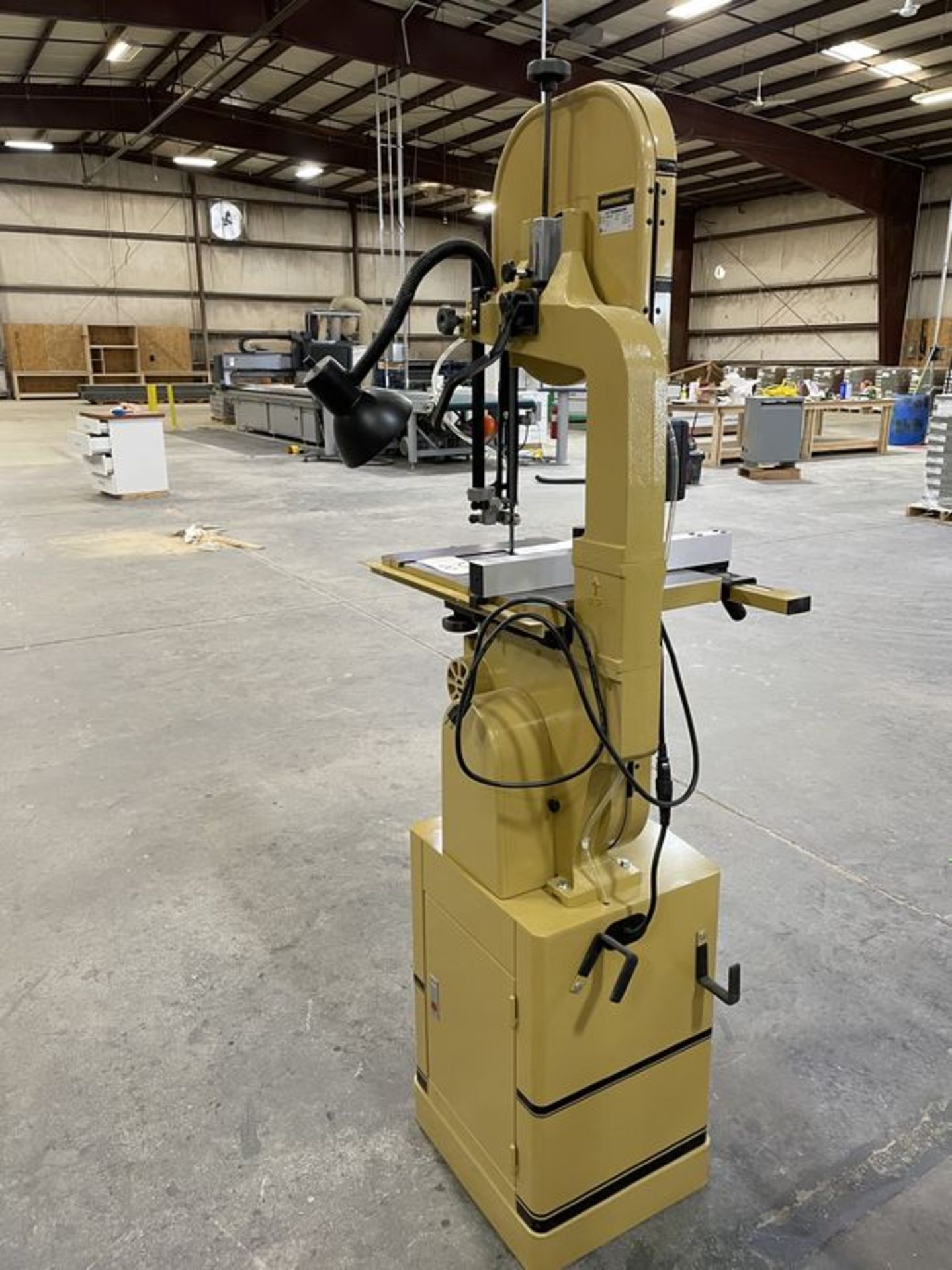 2019 Powermatic PWBS-14 14" Vertical Bandsaw. SN 19120769, Year 2019. Equipped with 1.5 HP motor, - Image 5 of 7