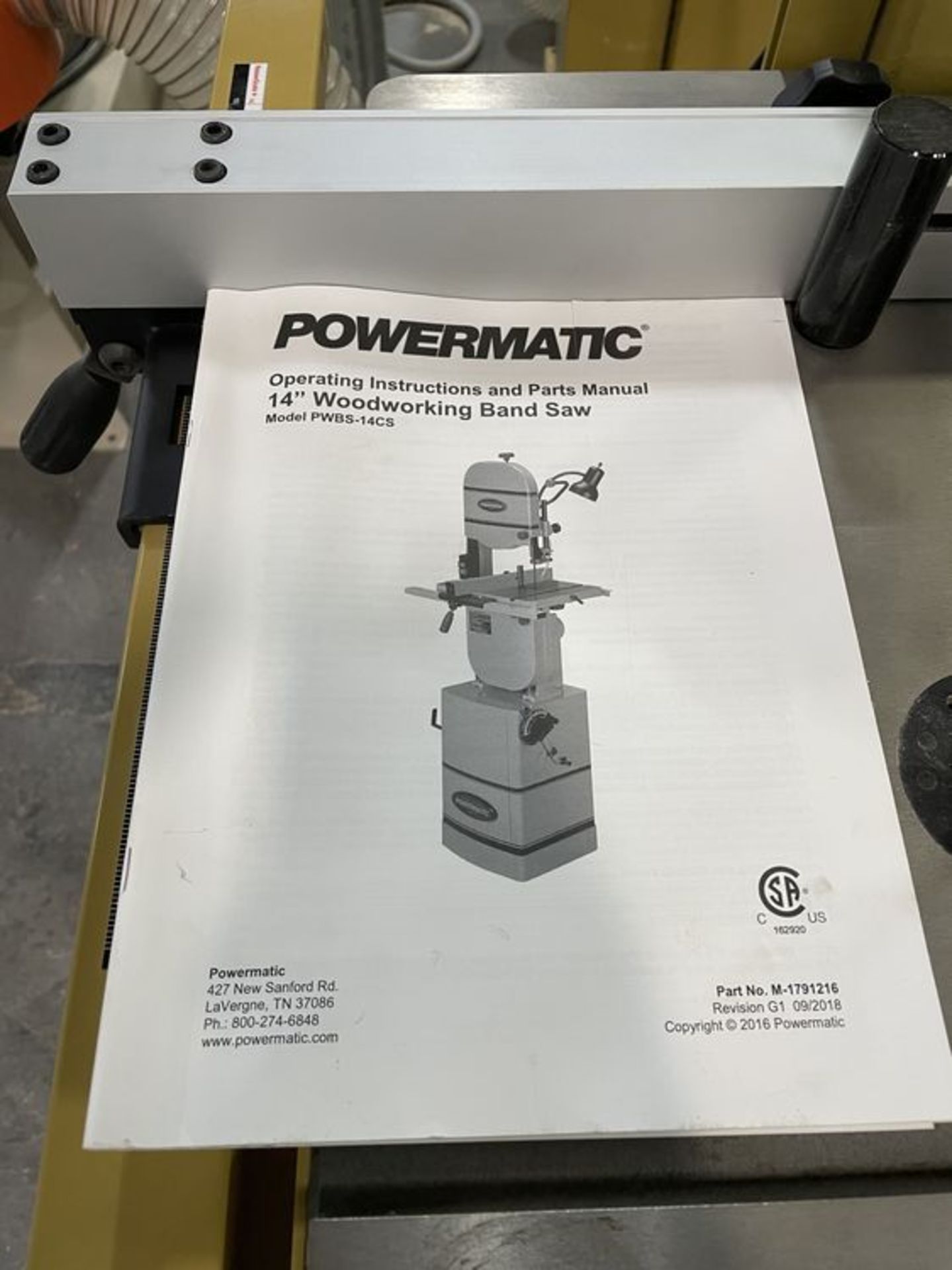 2019 Powermatic PWBS-14 14" Vertical Bandsaw. SN 19120769, Year 2019. Equipped with 1.5 HP motor, - Image 6 of 7