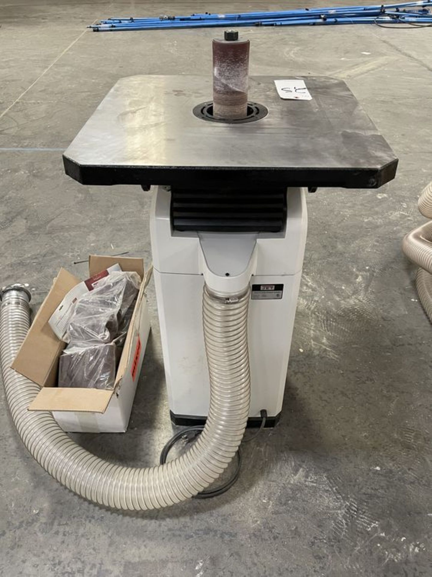 Jet JOSS-S Oscillating Spindle Sander. SN 20012219. Equipped with 1 1/2" oscillating action, tilting - Image 5 of 7