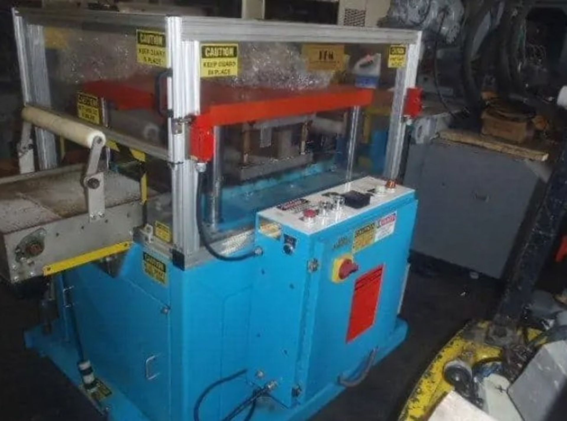 1996 Plastic Extrusion Machinery 1540100, Extrusion Puller