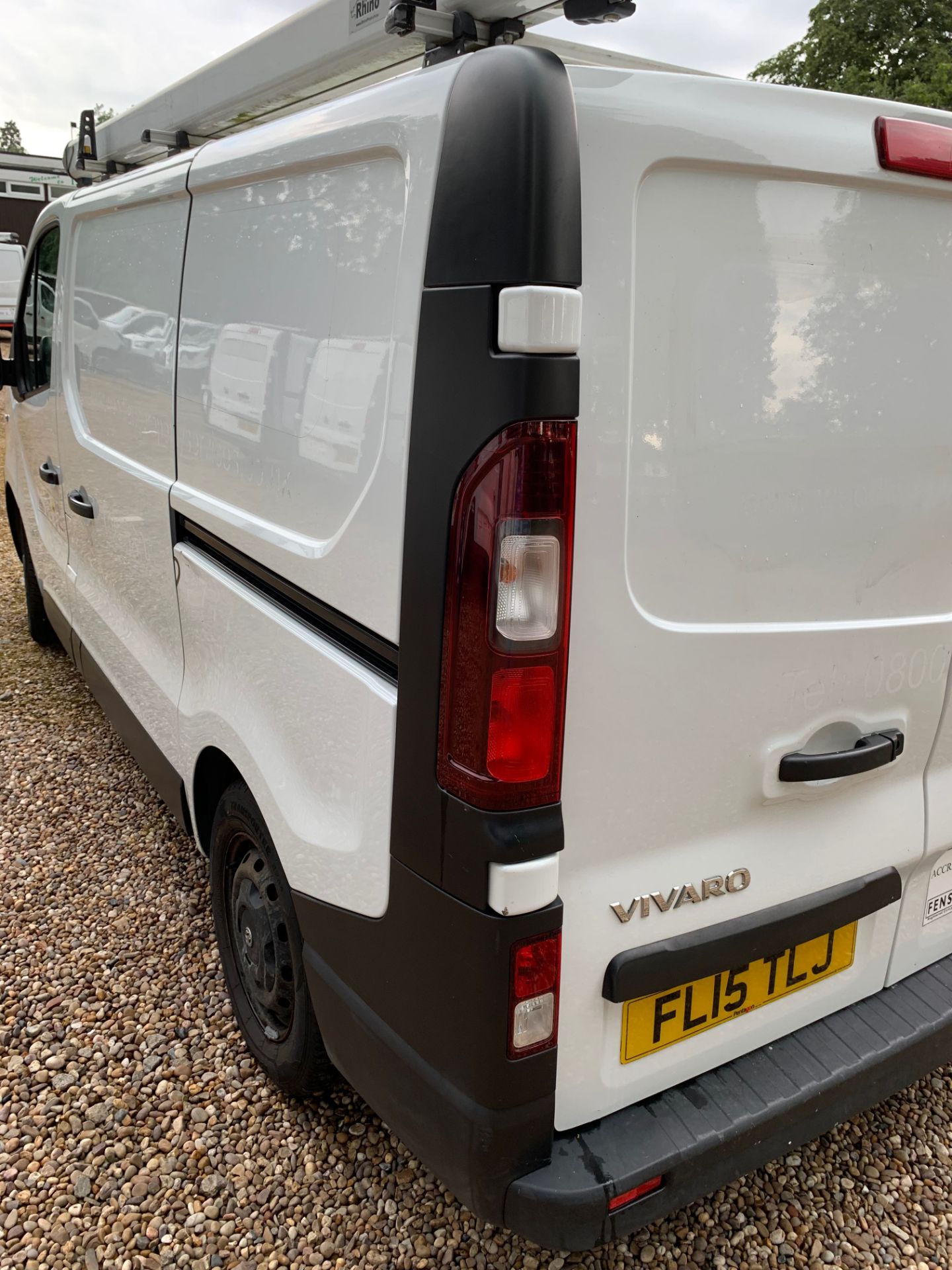 FL15 TLJ VAUXHALL VIVARO 2700 CDTI - Image 5 of 11