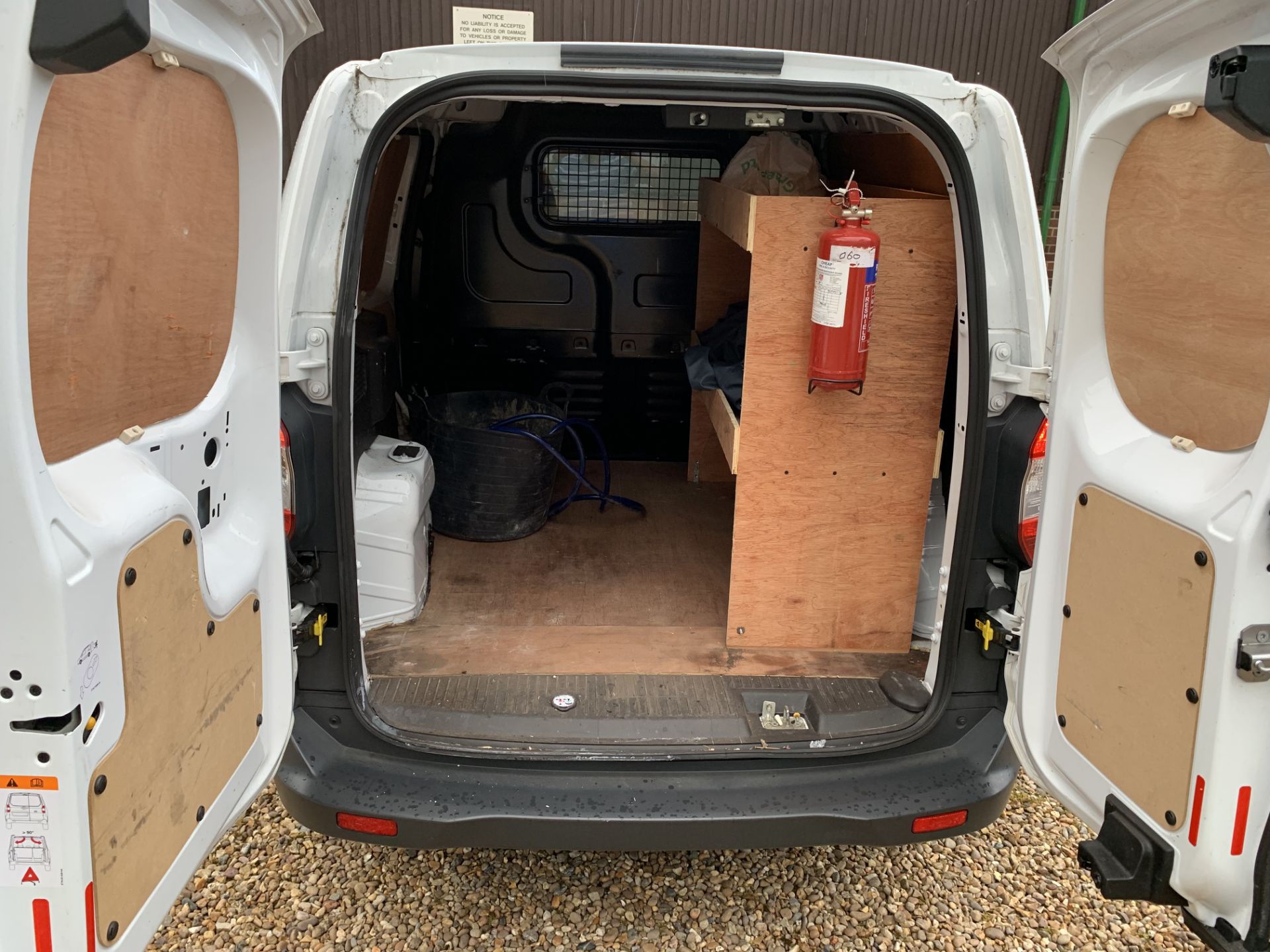 FG68 YCK FORD TRANSIT COURIER BASE - Image 6 of 12