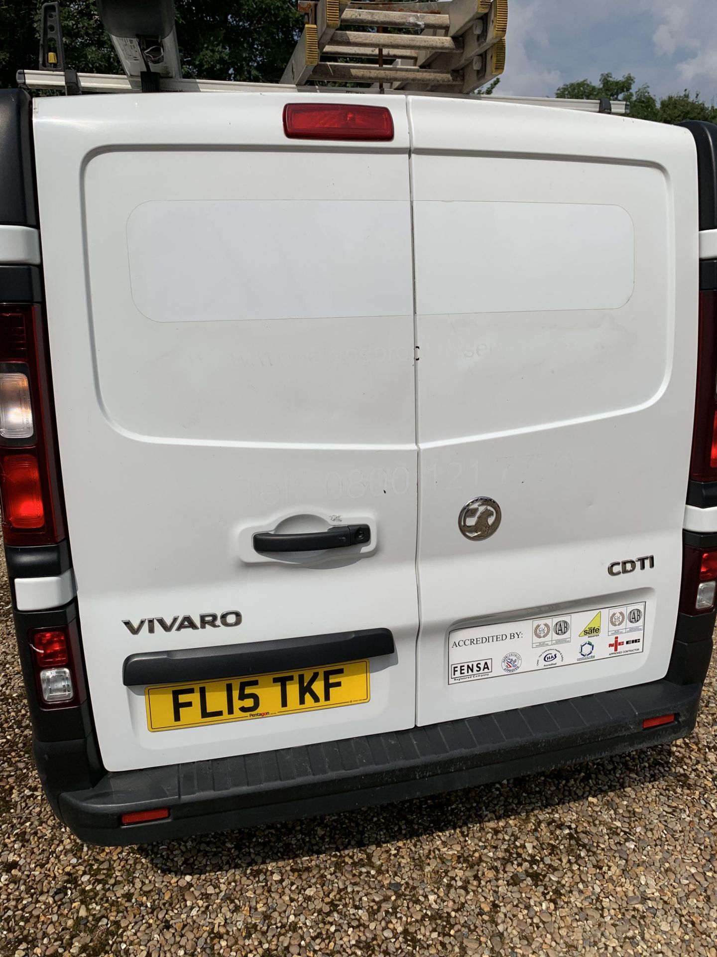 FL15 TKF VAUXHALL VIVARO 2700 CDTI - Image 17 of 17