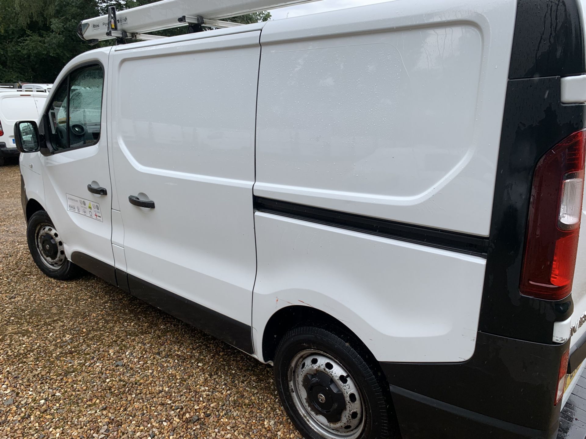 FG16 VFO VAUXHALL VIVARO 2700 CDTI - Image 8 of 17