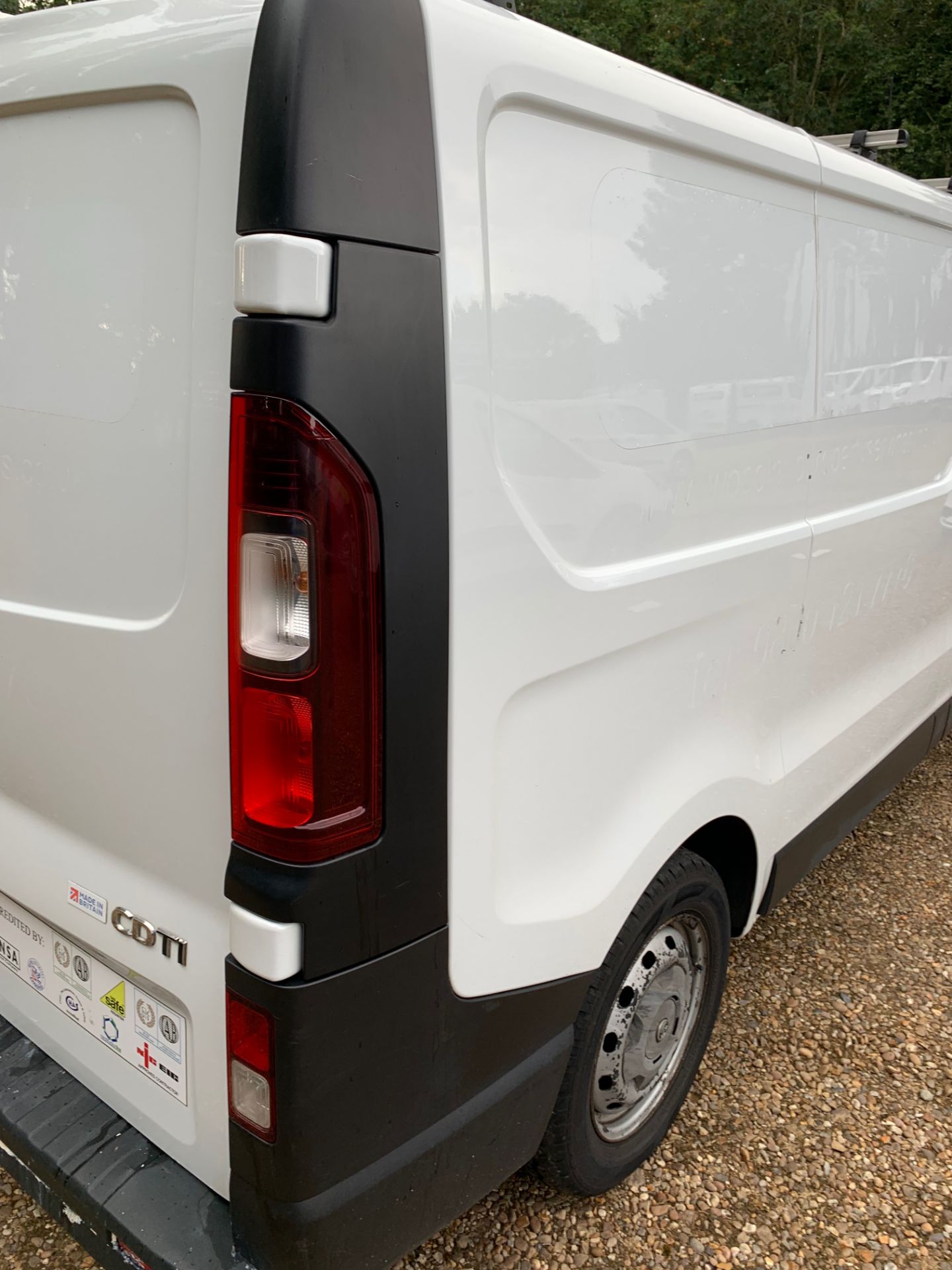 FD66 XJG VAUXHALL VIVARO 2700 CDTI - Image 5 of 13