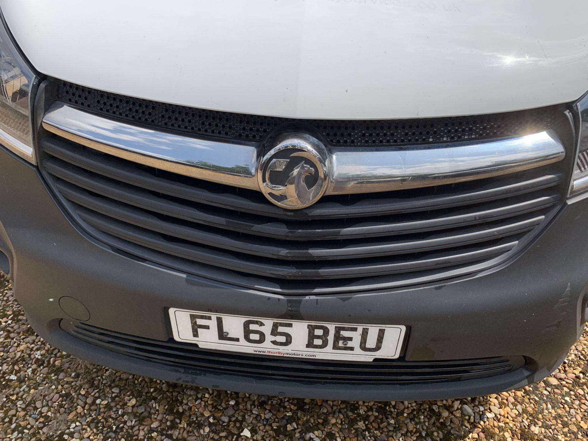 FL65 BEU VAUXHALL VIVARO 2700 CDTI - Image 2 of 15