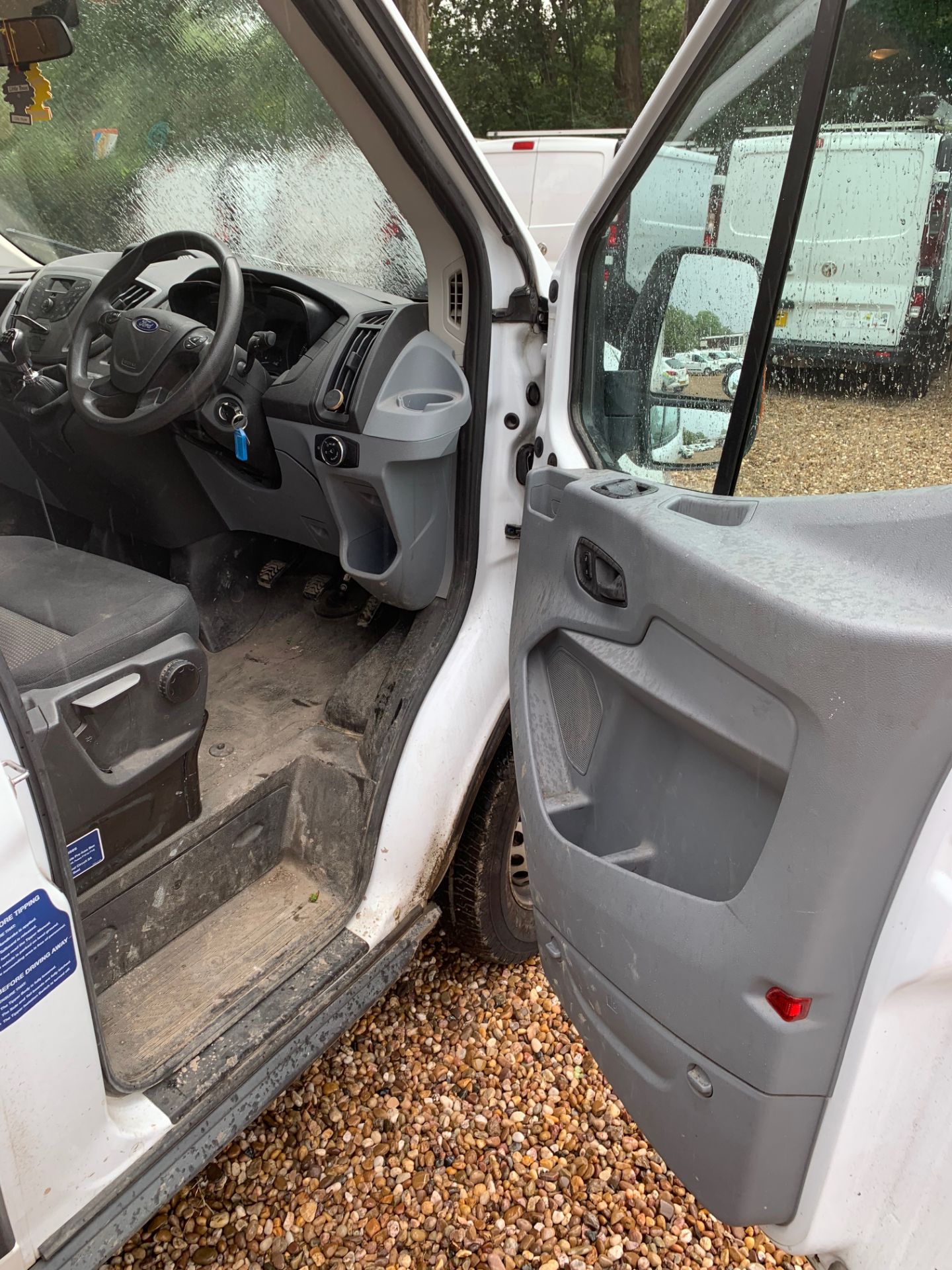 FG68 YCA FORD TRANSIT CREW CAB TIPPER T350 - Image 16 of 21