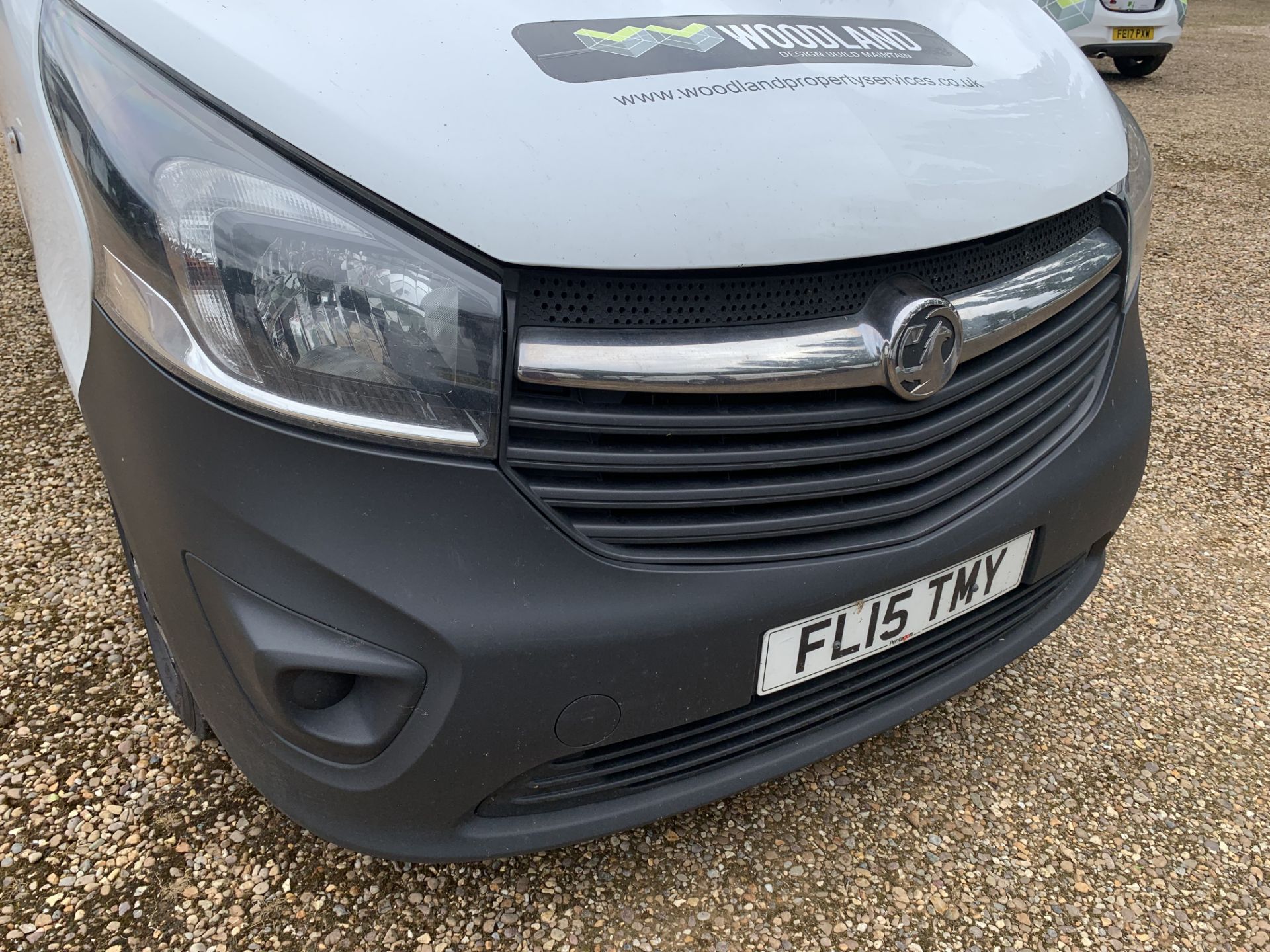 FL15 TMY VAUXHALL VIVARO 2700 CDTI - Image 3 of 13