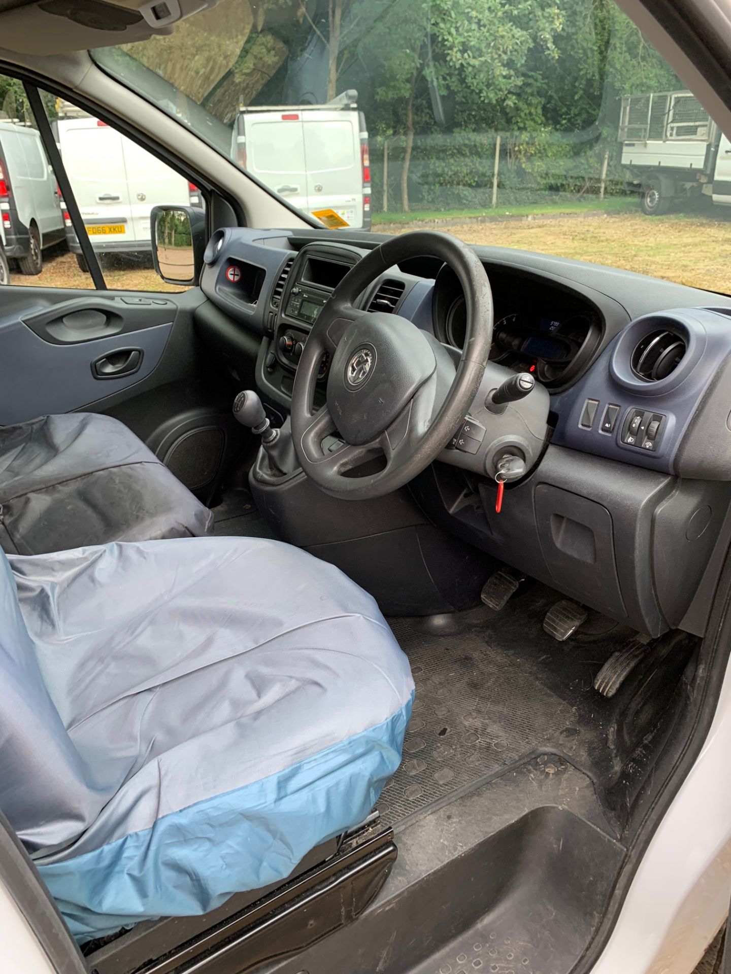 FD66 XHV VAUXHALL VIVARO 2700 CDTI - Image 11 of 12