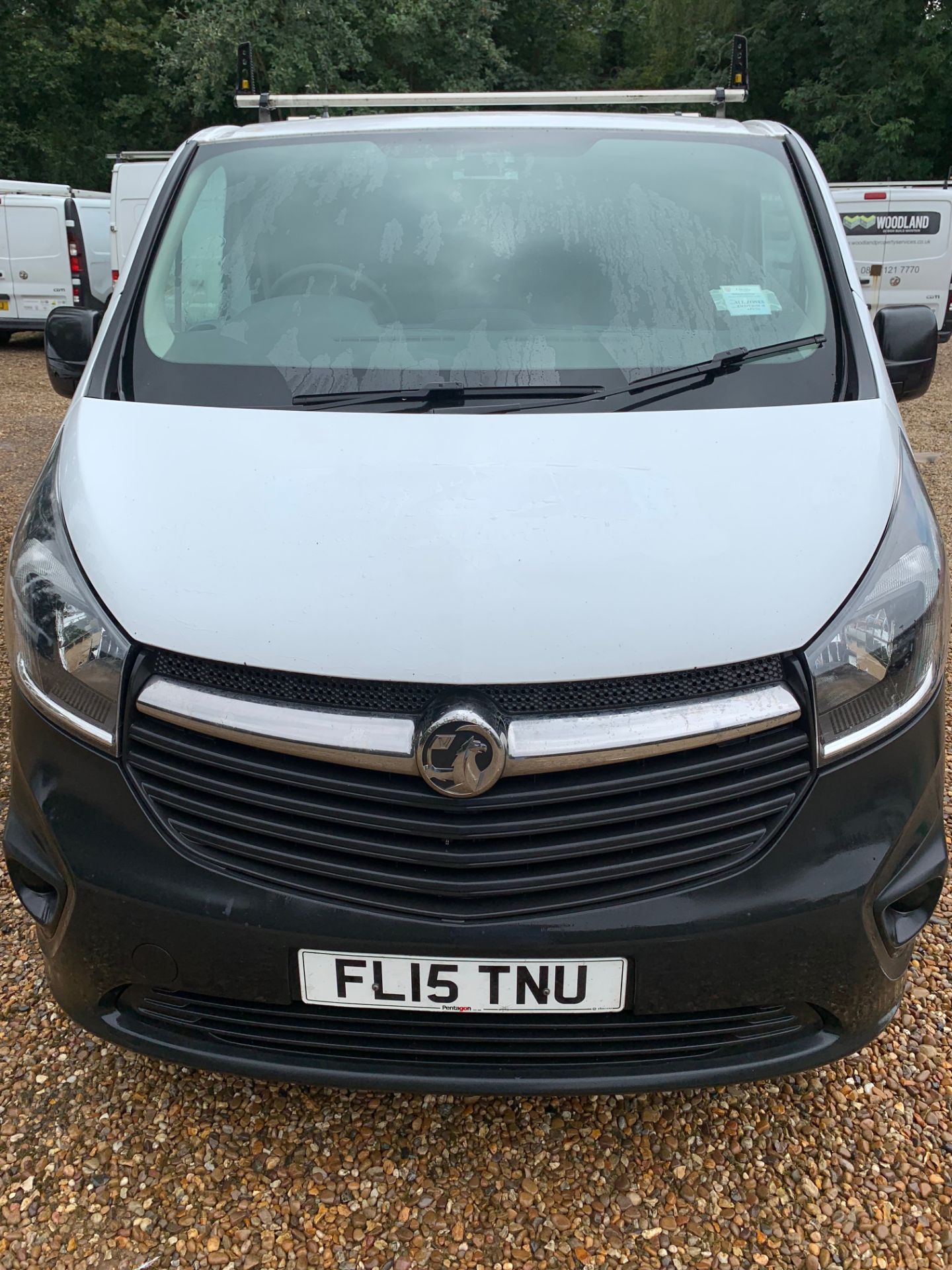 FL15 TNU VAUXHALL VIVARO 2700 CDTI