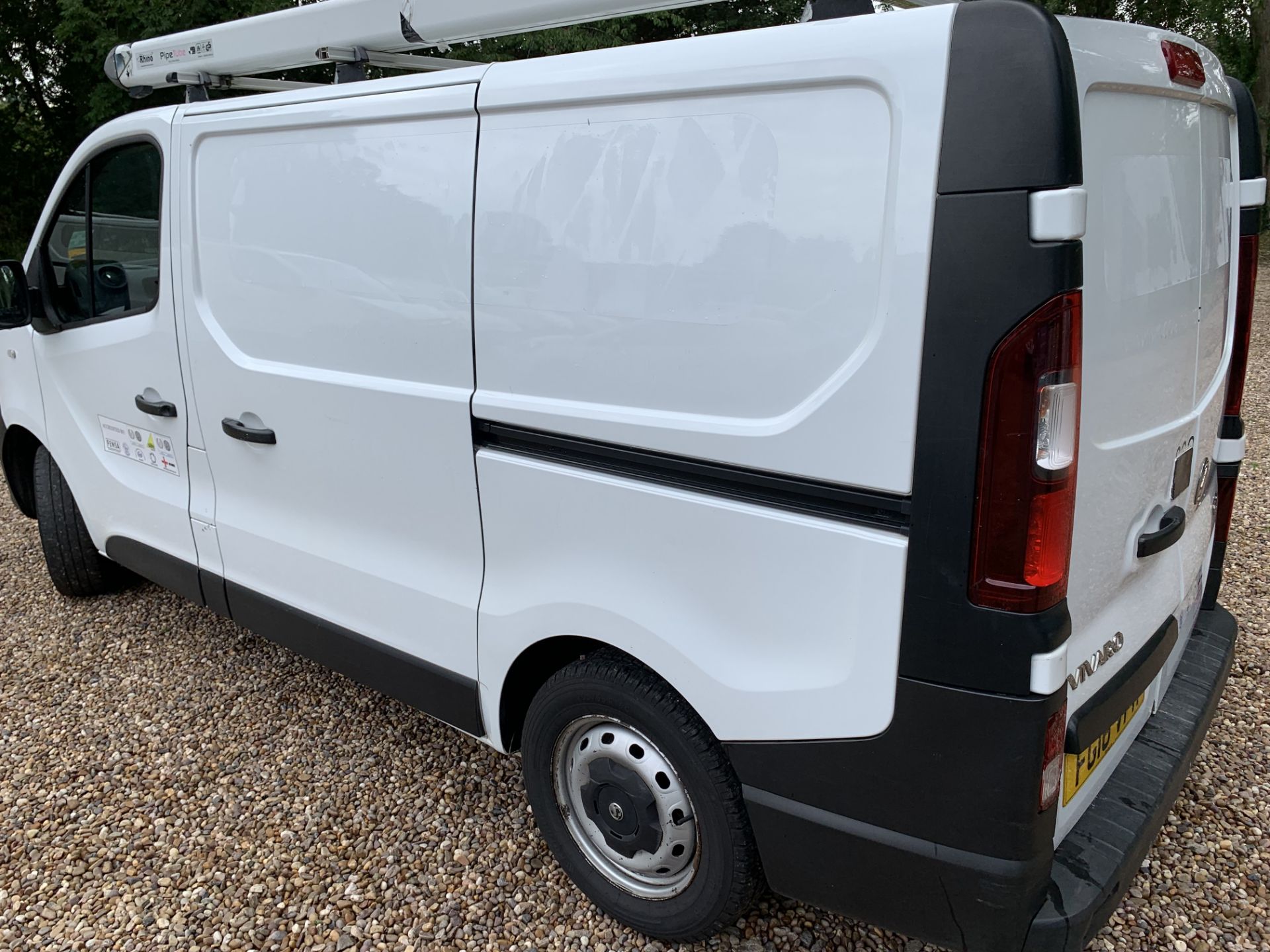 FG16 VFH VAUXHALL VIVARO 2700 CDTI - Image 7 of 11