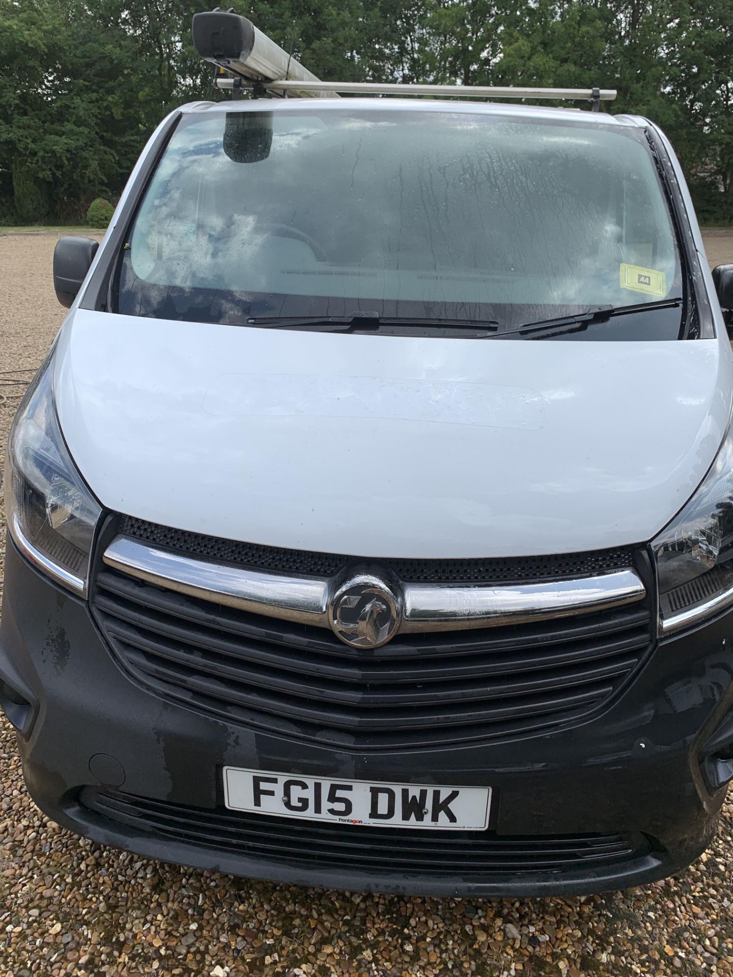 FG15 DWK VAUXHALL VIVARO 2700 CDTI