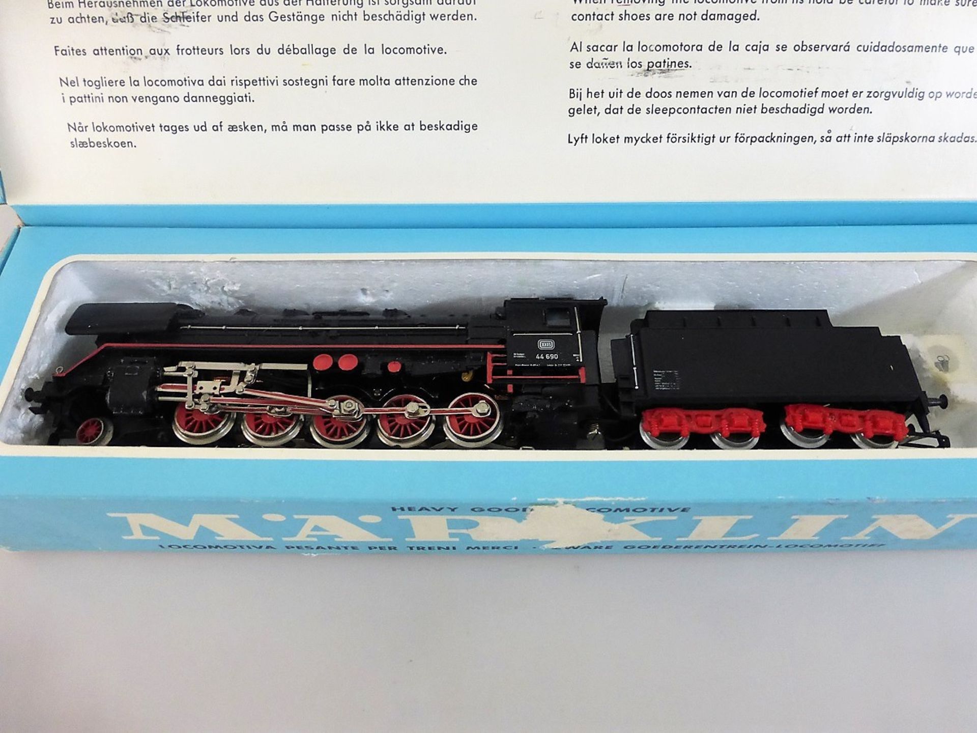 Märklin Güterzuglok 44-690