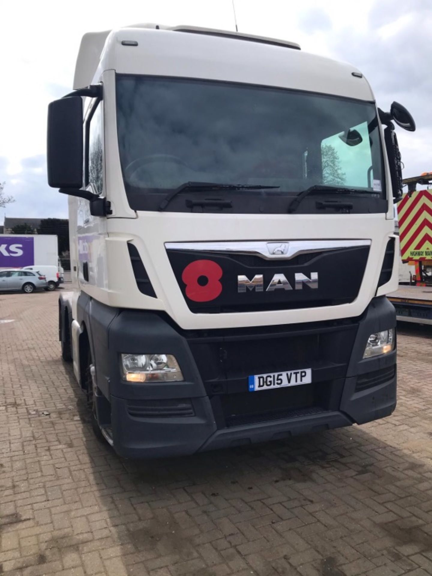 2015 MAN 26-440 artic Tractor Unit - Image 6 of 15