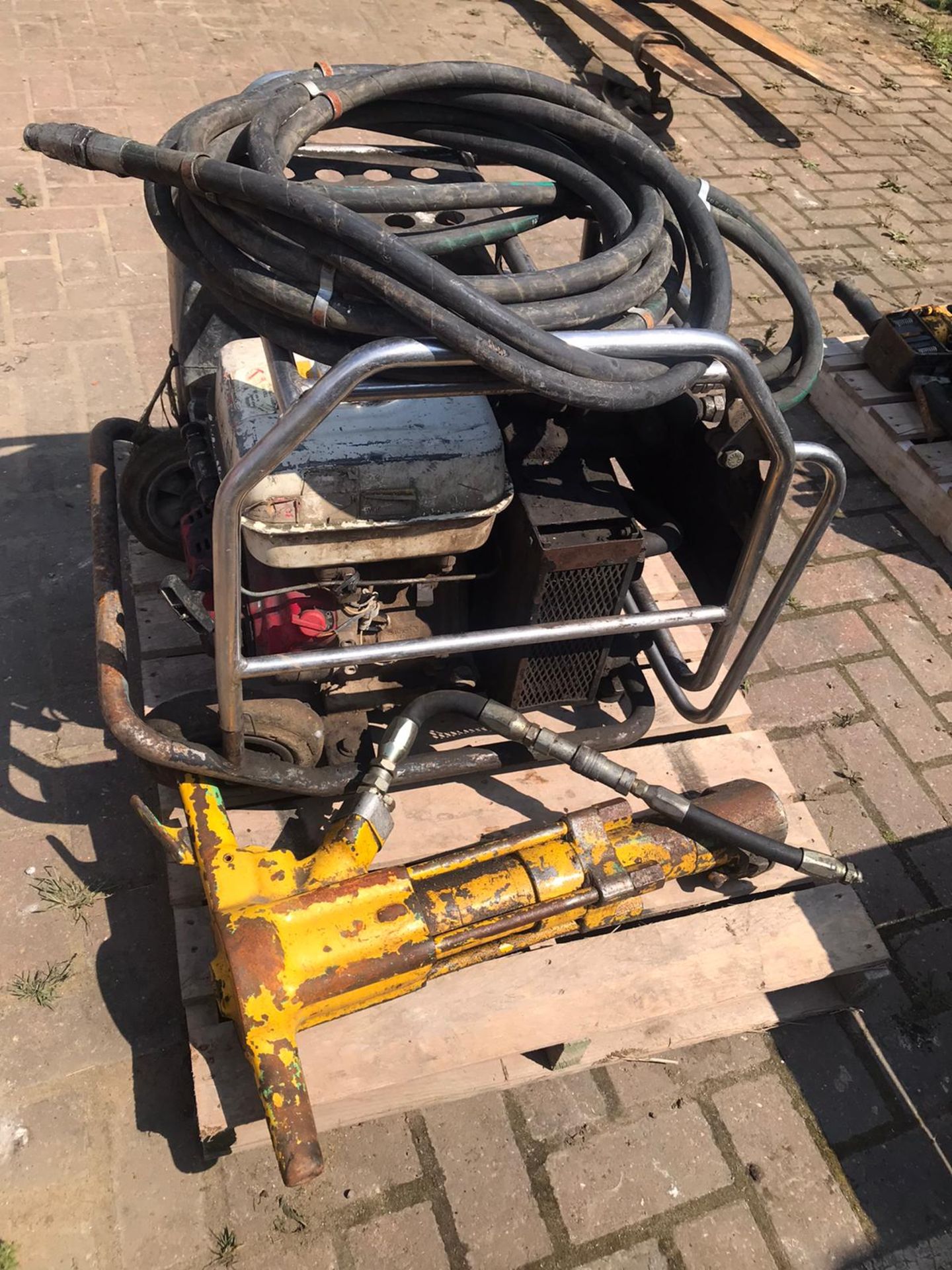 Jcb hydraulic Beaver Pack