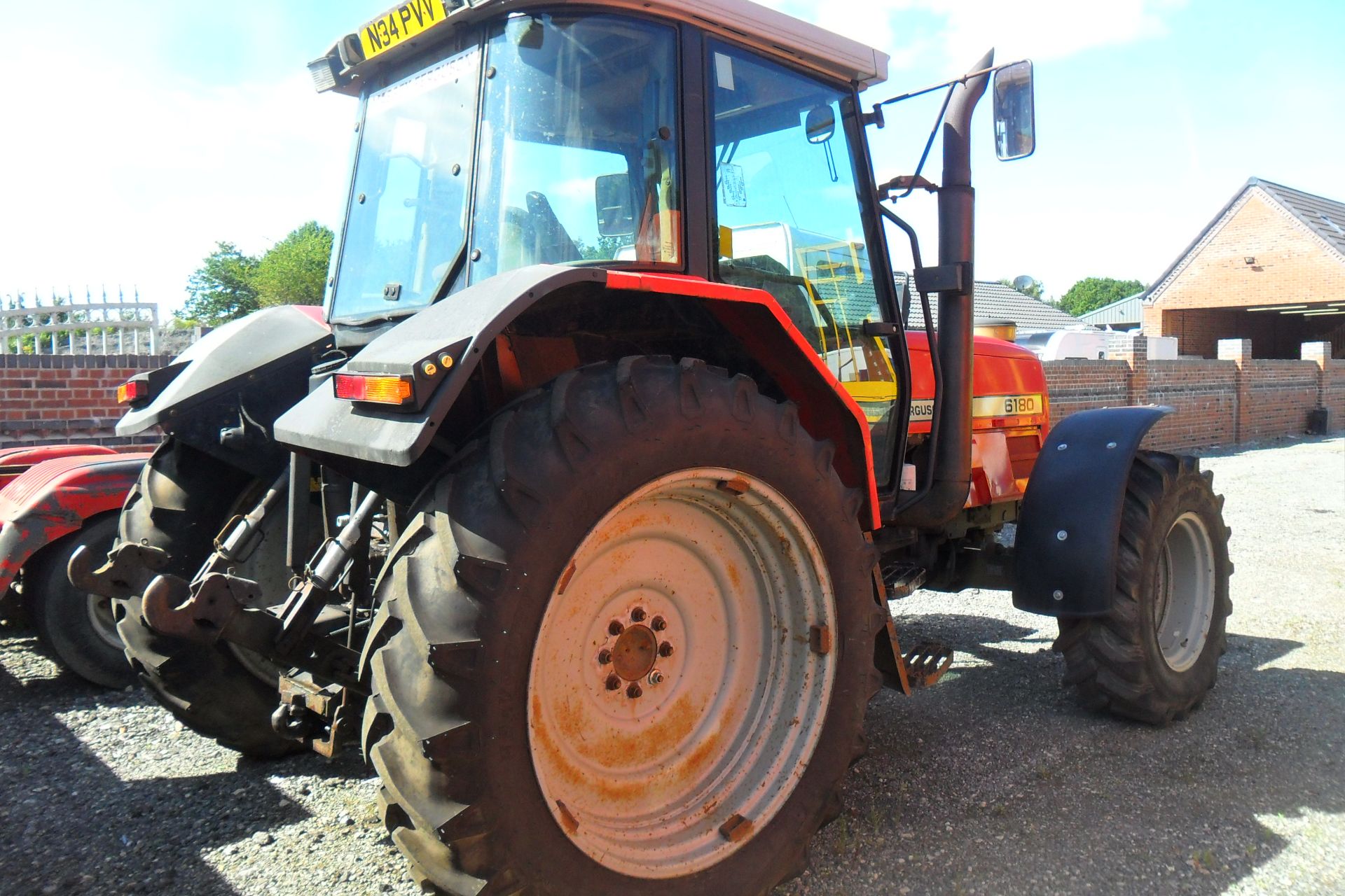 massey ferguson 6180 4x4 tractor - Image 4 of 12