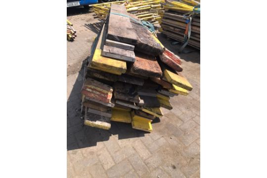 Large quantity of quick form Scaffolding - Image 6 of 12