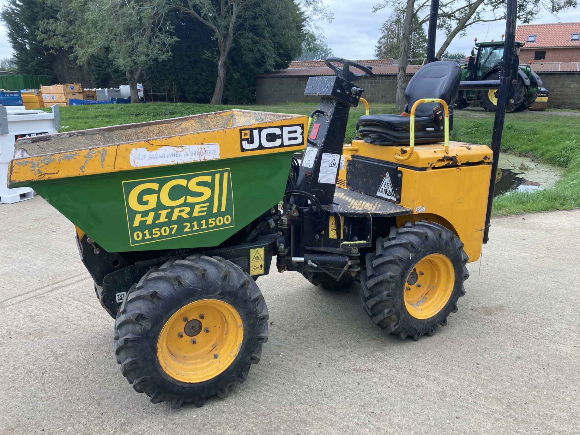 2016 Jcb high tip 1 tonne dumper 300 hours