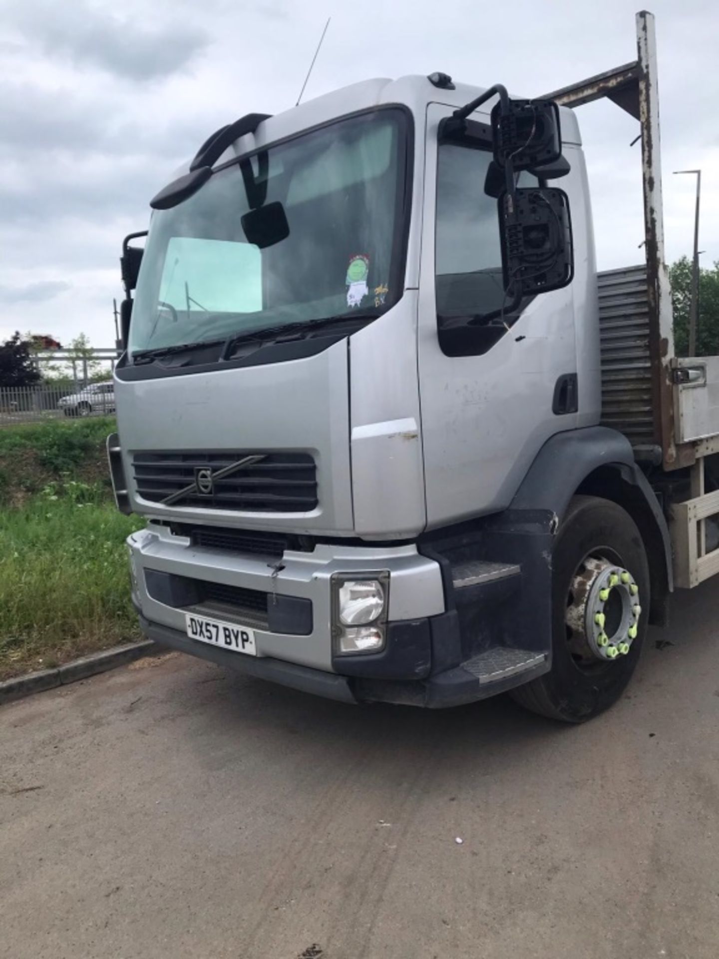 2007 18 ton Volvo dropside Truck