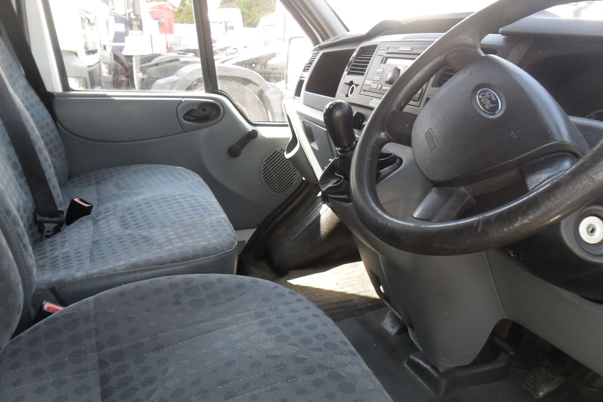 ford transit van - Image 6 of 8