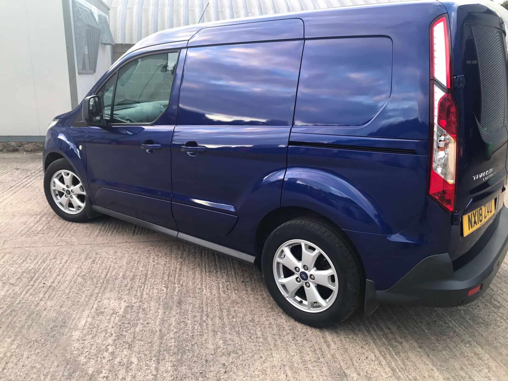 2018 ford transit connect - Image 3 of 20