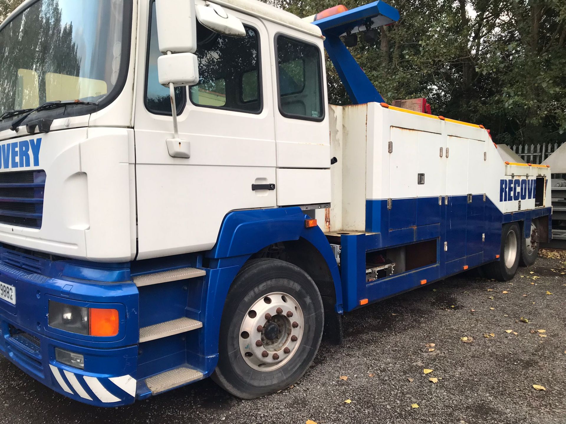 2001 6x2 ERF HEAVY HGV RECOVERY truck - Image 2 of 14