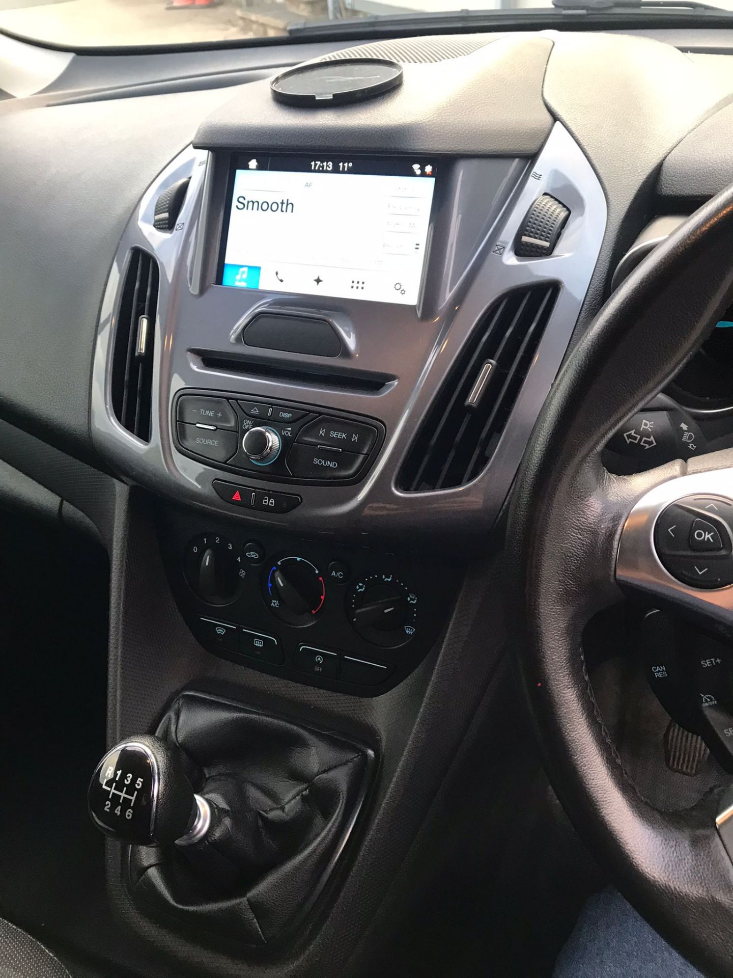 2018 ford transit connect - Image 15 of 20