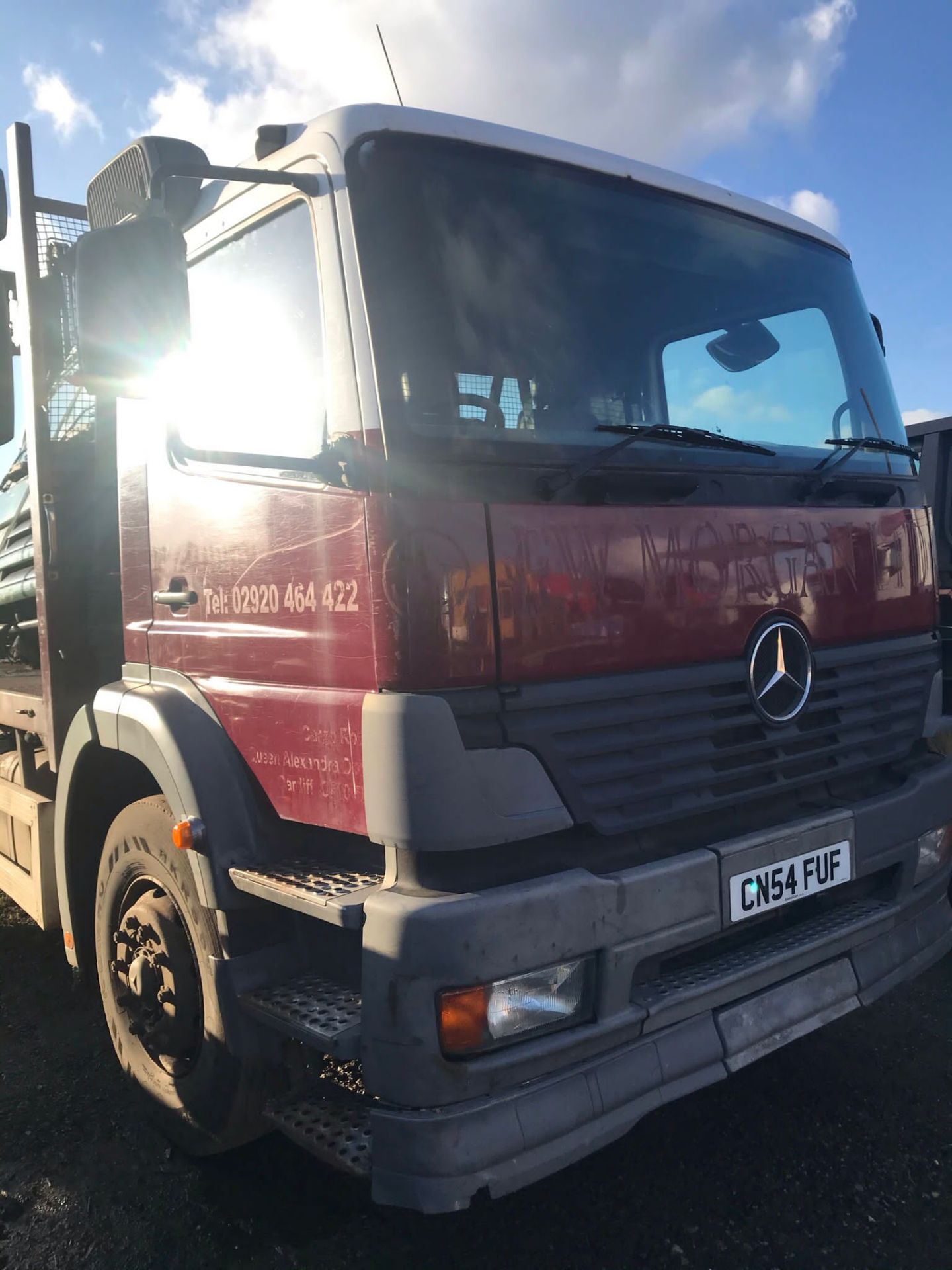 2004 18 ton Mercedes atego Crain truck