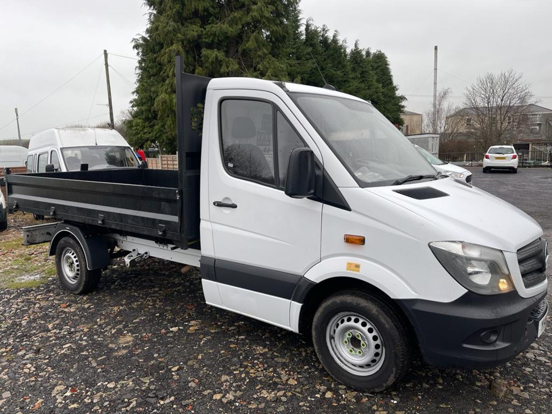 2016 reg Mercedes tipper 313cdi - Image 11 of 12