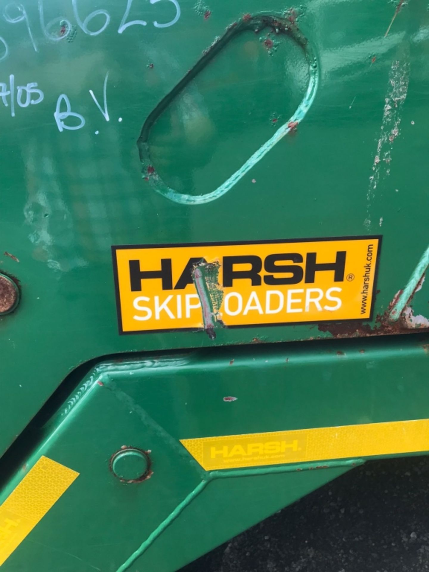 2019 HARSH EXTENDABLE SKIP ARMS - Image 4 of 6