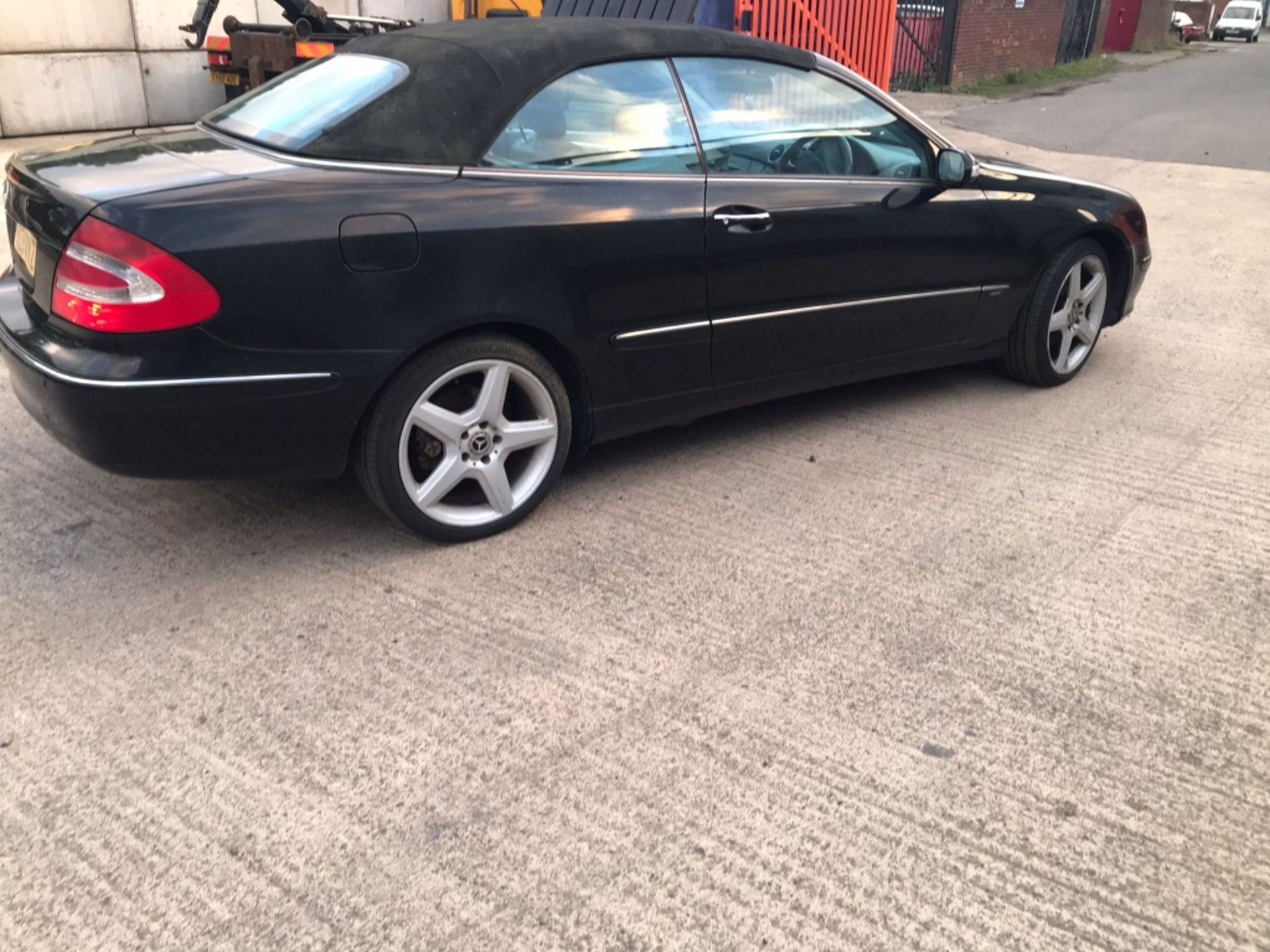 2003 MERCEDES CLK320 CONVERTIBLE TWO DOOR SOFT TOP - Image 3 of 11