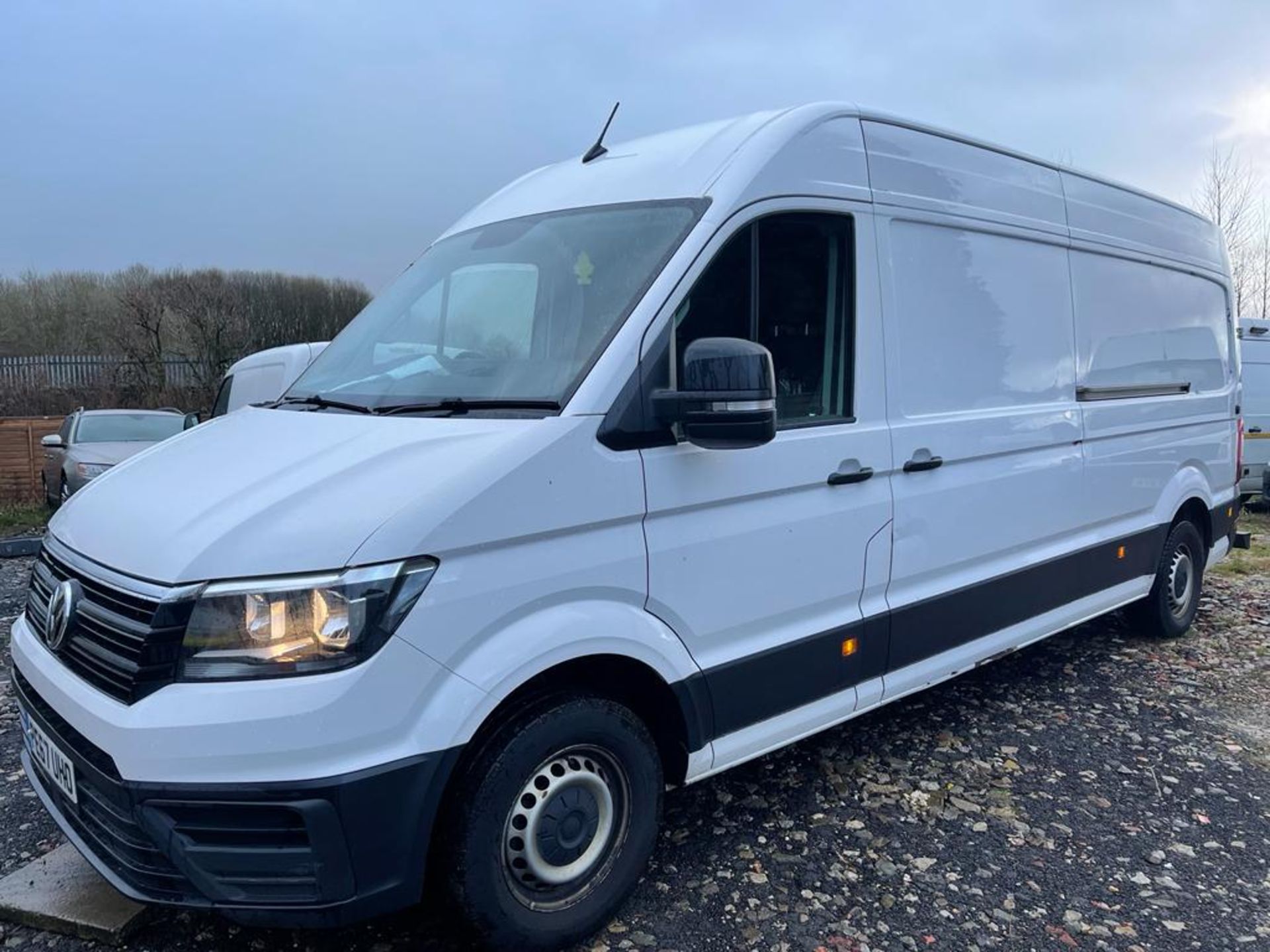 2017 Volkswagen crafter cr35 stran line van - Image 11 of 12