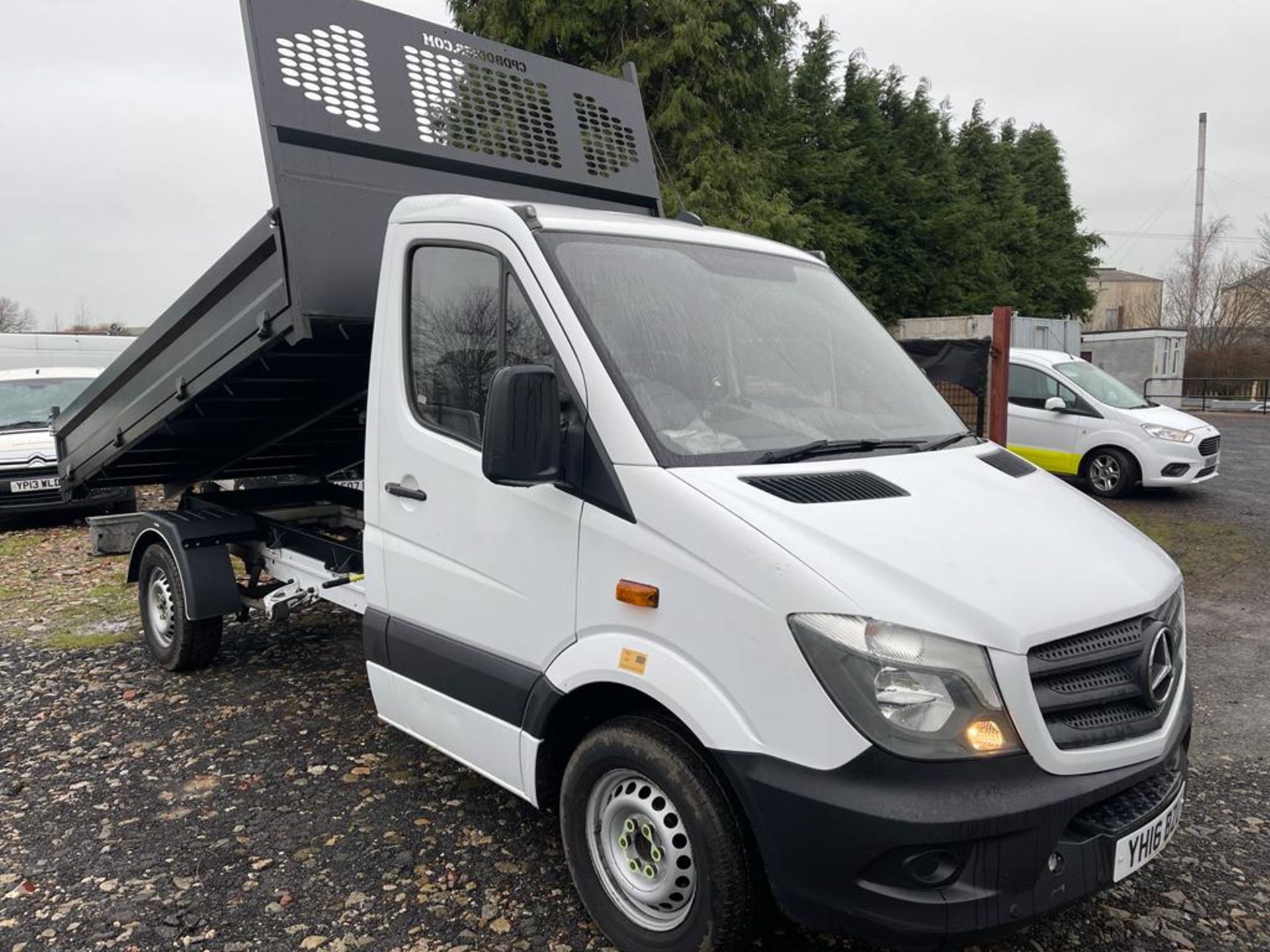 2016 reg Mercedes tipper 313cdi - Image 2 of 12