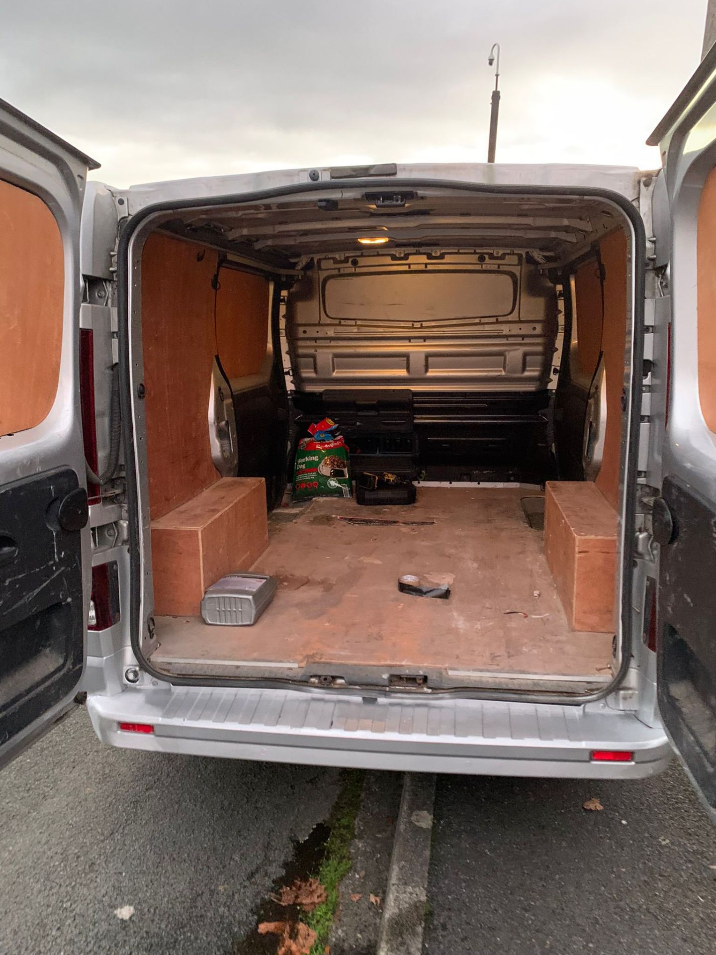 Vauxhall vivaro CDTI sportive - Image 11 of 16