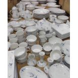 Villeroy & Boch Vieux Luxembourg pattern dinner, tea and coffee wares