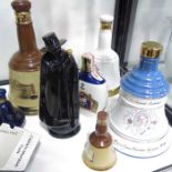 A Wade Sandeman decanter, A Captain Morgan Rum boa