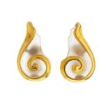 Ilias Lalaounis, a pair of 18ct gold rock crystal shell clip earrings