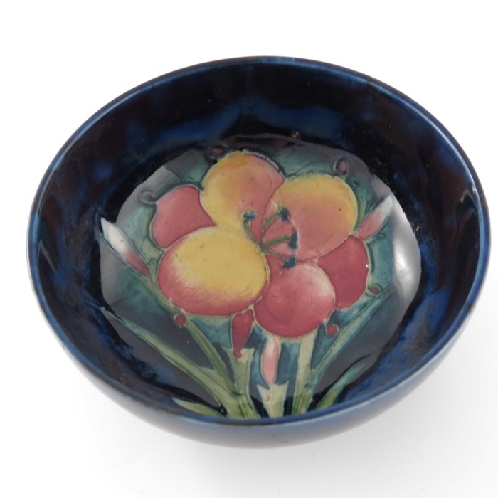 Walter Moorcroft, an African Lily bowl - Image 2 of 3