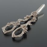 A pair of Elizabeth II silver grape scissors, A Marston and Co., Birmingham 1993