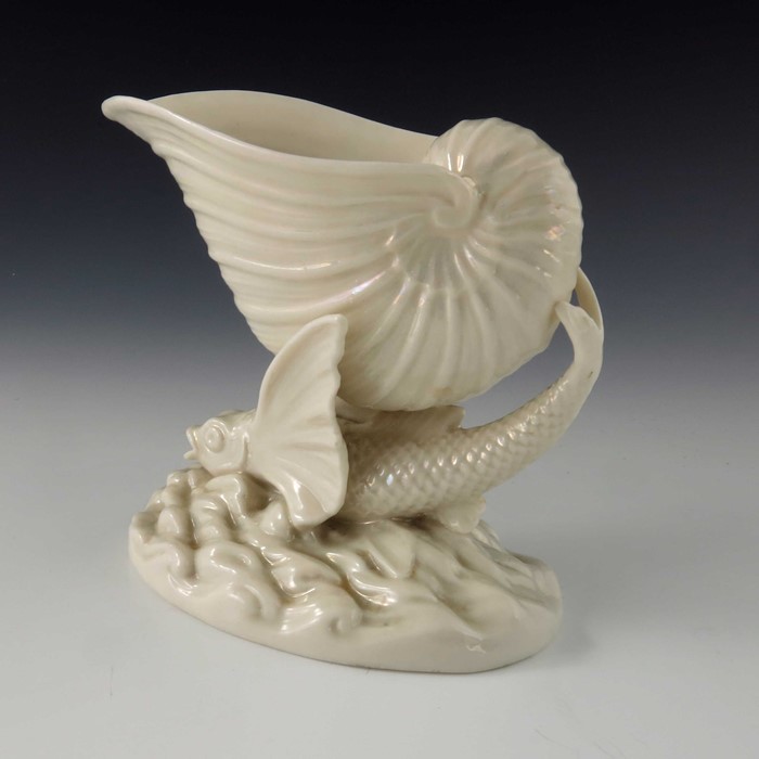 A Belleek first period Flying Fish vase - Image 3 of 5