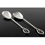 A pair of Victorian silver salad servers, Fenton Brothers, Sheffield 1901
