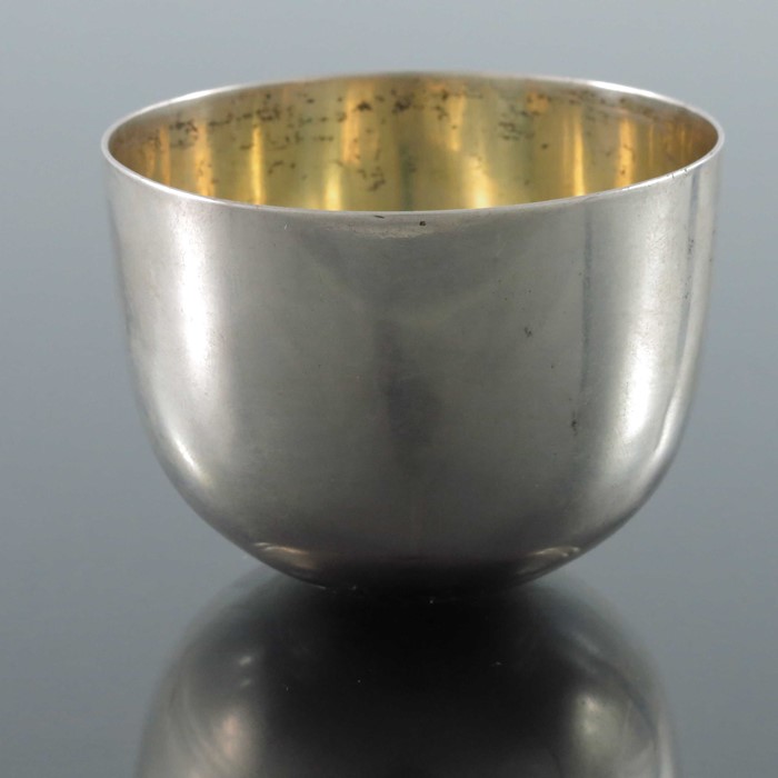 An 18th century German silver beaker, IW, circa 1720 - Image 2 of 4