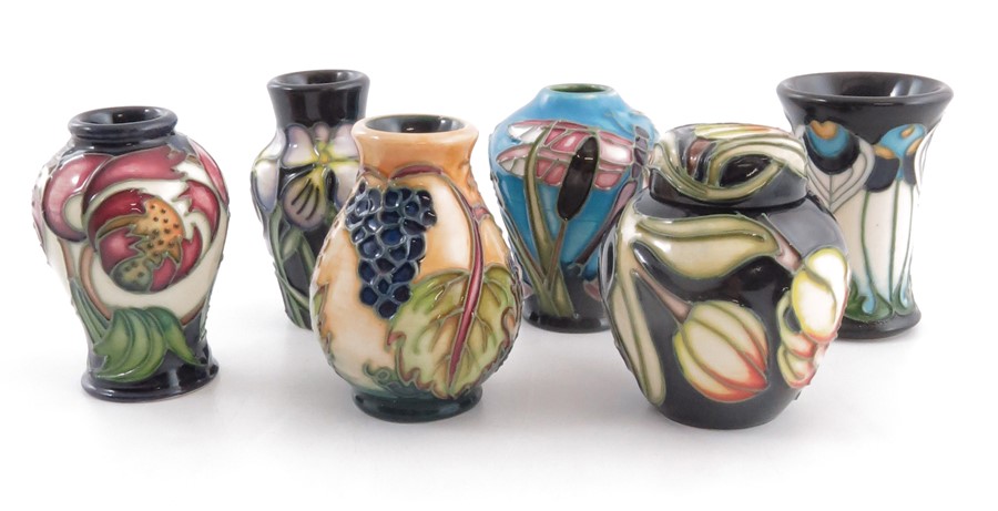 A boxed set of six Moorcroft miniature vases - Image 3 of 3